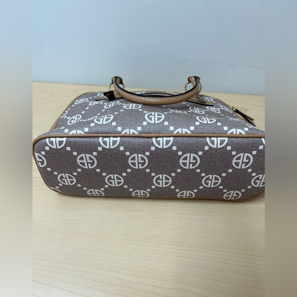Giani Bernini Tan and Brown Satchel with Elegant Design - Picture 9 of 9